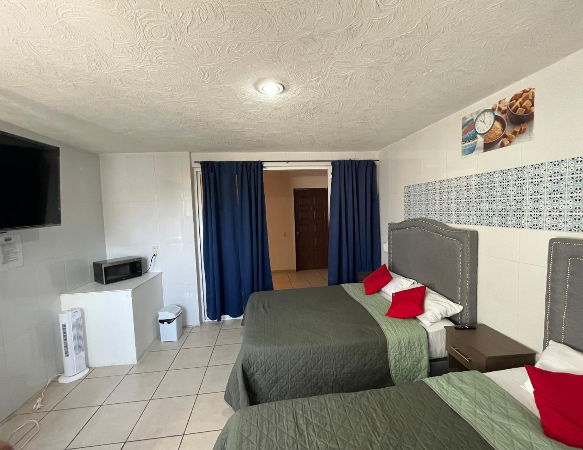 4 Venator House Boutique Aparthotel León Exteriör bild